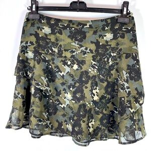 Ikks Women’s Black Camo Floral Print Short Flowing Skirt Lined Invisible Zip 10